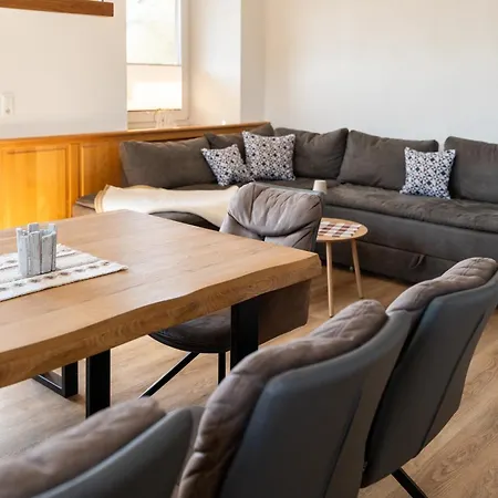 Hirschen Apartamento Löffingen